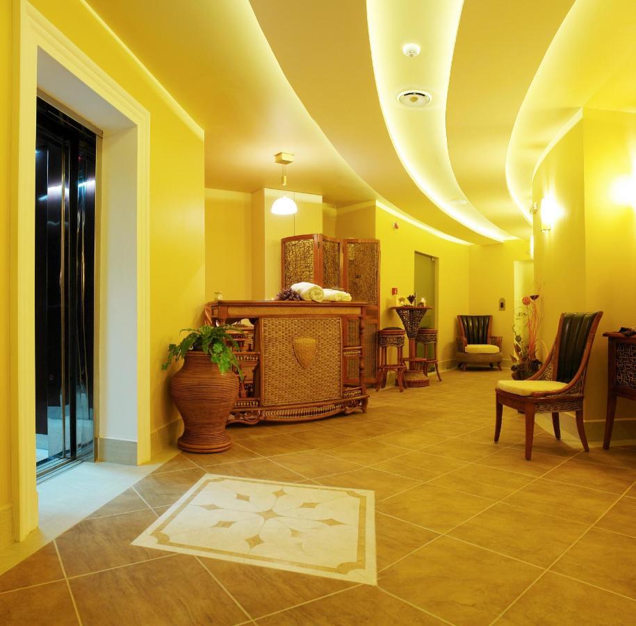 Hotel The Vineyards Boutique & 4*