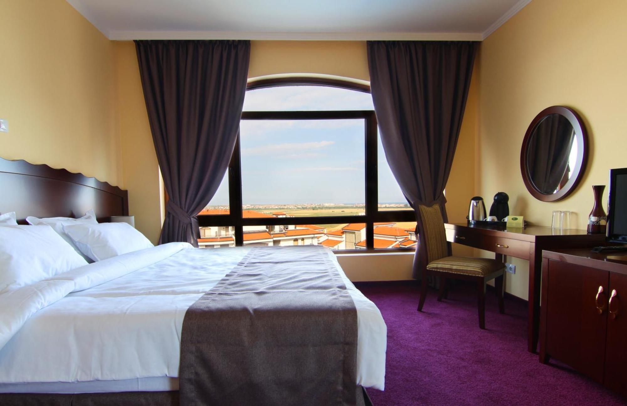 The Vineyards Boutique & Hotel 4*